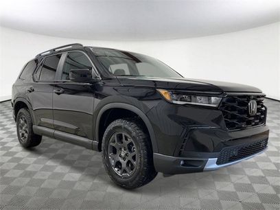 New 2025 Honda Pilot TrailSport