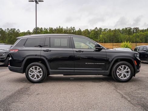 Used 2021 Jeep Grand Cherokee L Limited AWD/4WD image 10