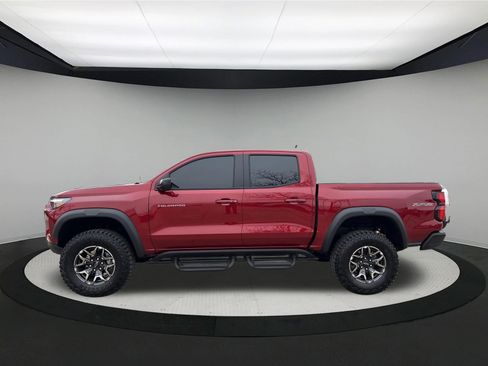 Used 2026 Chevrolet Colorado ZR2 w/ Technology Package image 2