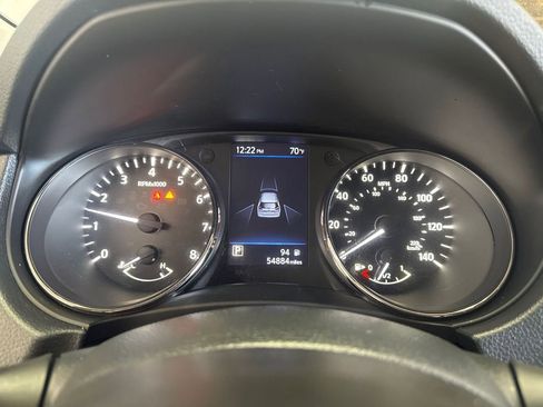 Used 2020 Nissan Rogue SV AWD/4WD image 14