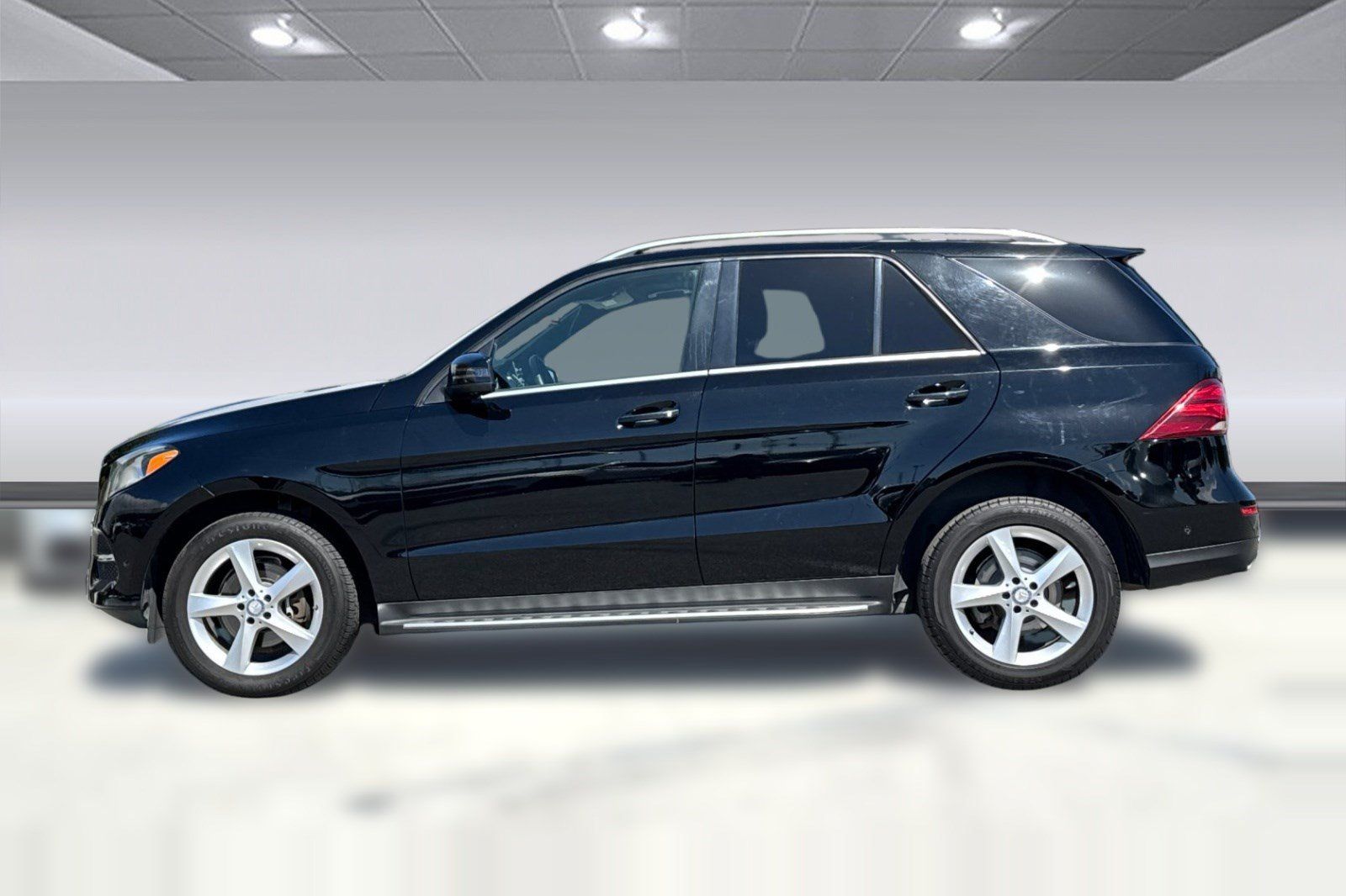 Certified 2016 Mercedes-Benz GLE 350 image 2