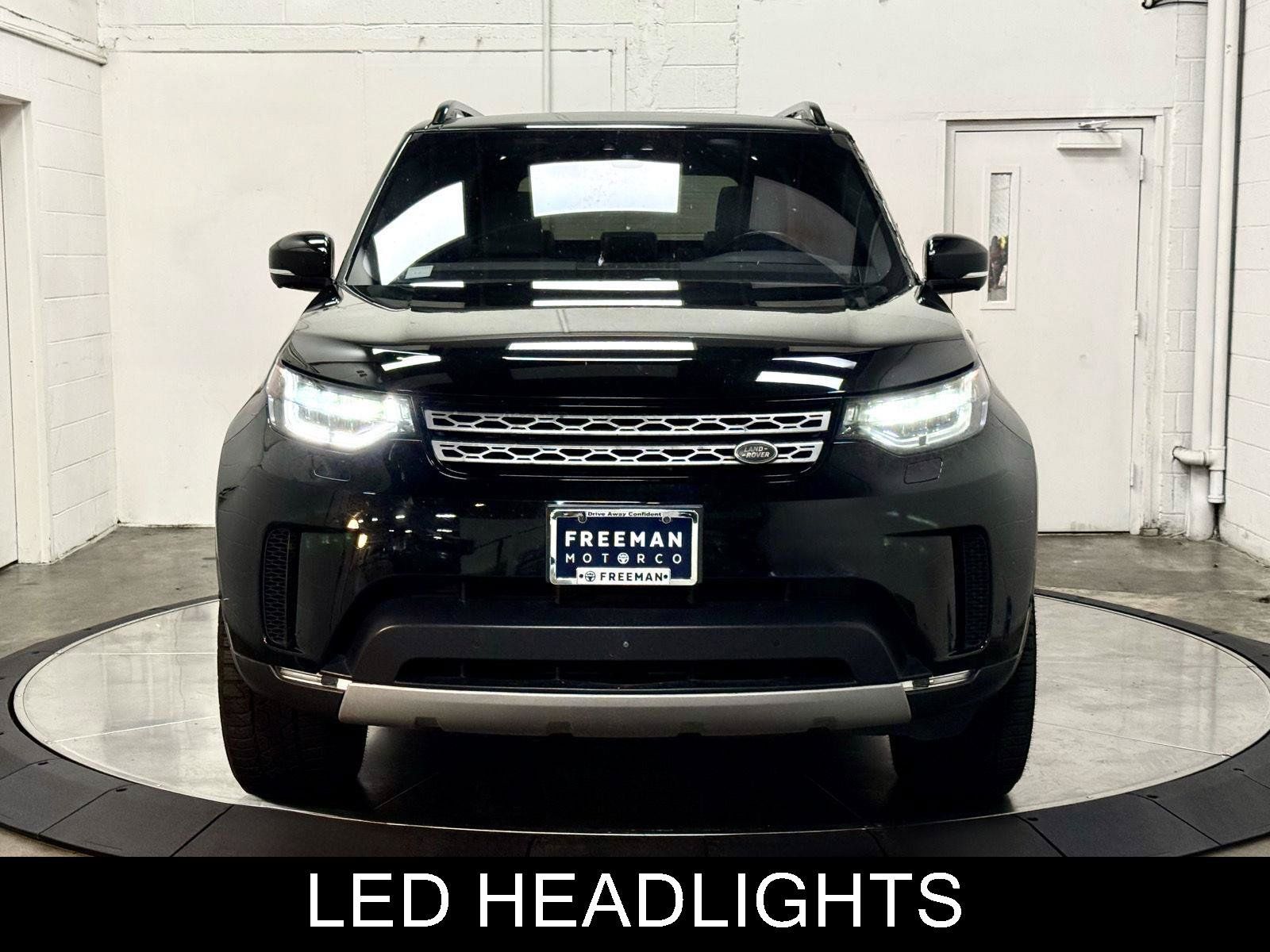 Used 2017 Land Rover Discovery HSE Luxury AWD/4WD image 3