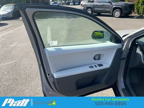 Used 2025 Hyundai Ioniq 5 SEL AWD/4WD image 21
