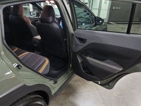 Certified 2025 Subaru Crosstrek 2.5i Sport w/ Crosstrek Mirror Package image 36