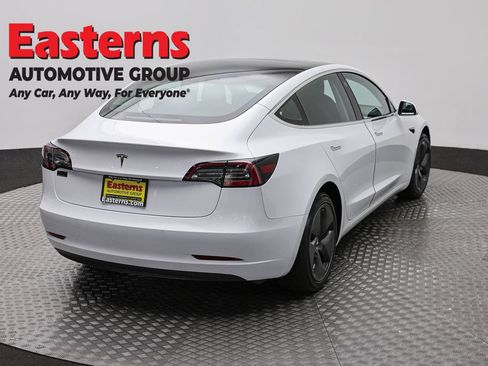 Used 2018 Tesla Model 3 Long Range RWD image 5
