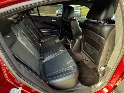 Used 2017 Dodge Charger SXT w/ AWD Plus Group image 28