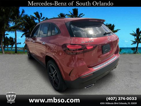 Certified 2025 Mercedes-Benz GLA 250 image 17