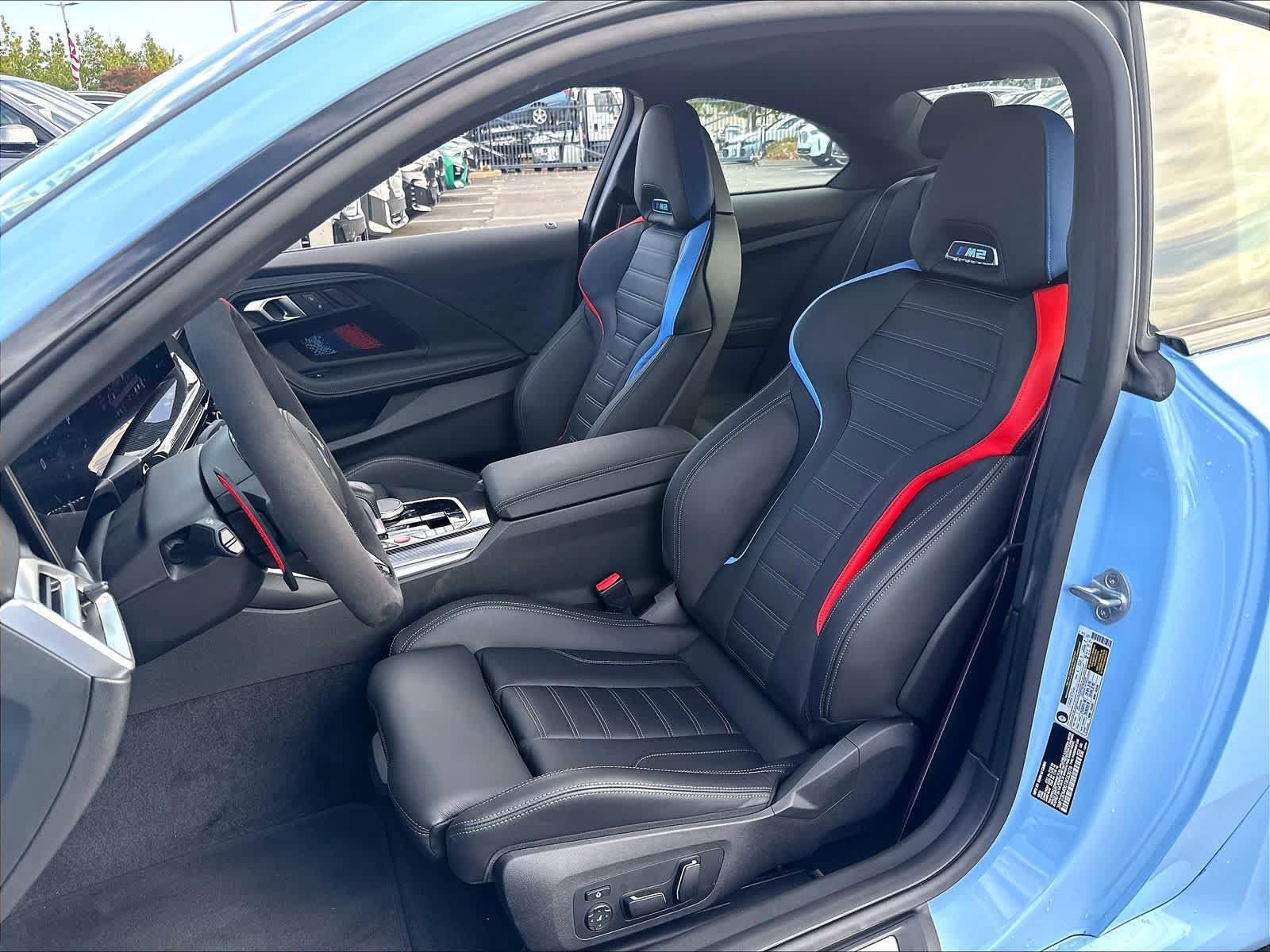 Used 2026 BMW M2 w/ Lighting Package RWD image 22