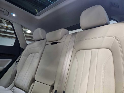 Used 2018 Audi Q5 2.0T Premium Plus w/ Premium Plus Package AWD/4WD image 19