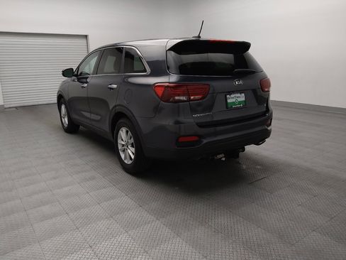 Used 2020 Kia Sorento FWD V6 image 5