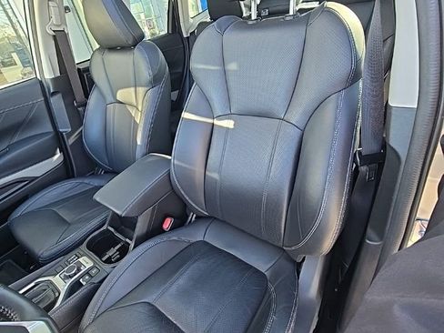 Used 2023 Subaru Forester Limited image 12