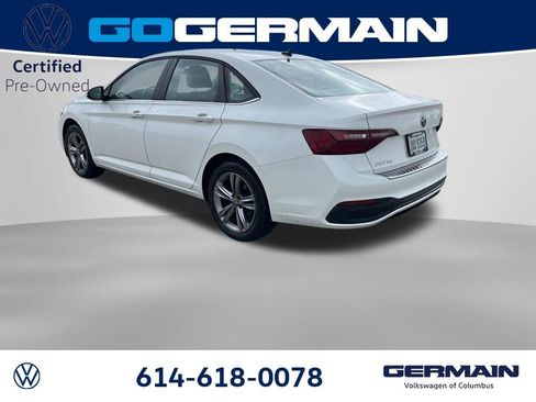 Used 2023 Volkswagen Jetta SE FWD image 5