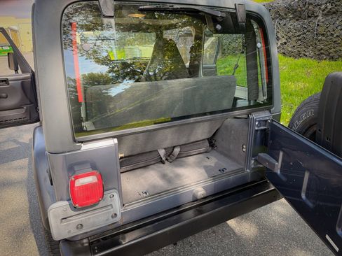Used 2001 Jeep Wrangler SE AWD/4WD image 25