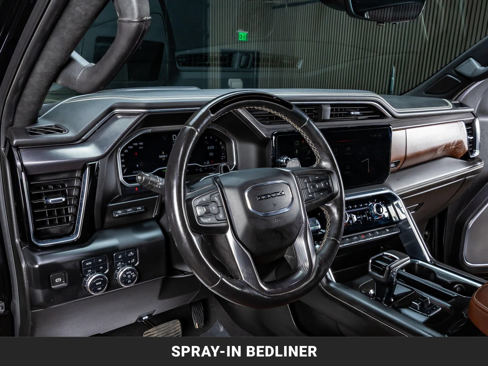 Used 2023 GMC Sierra 1500 Denali Ultimate AWD/4WD image 13