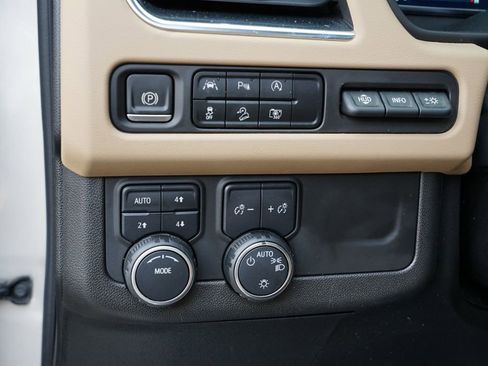 Used 2023 Chevrolet Tahoe Premier image 17