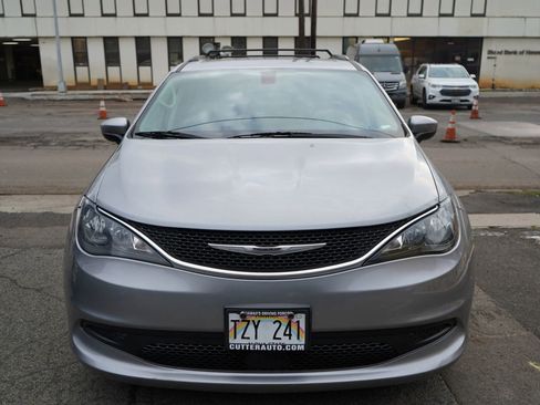 Used 2021 Chrysler Voyager Lxi image 7