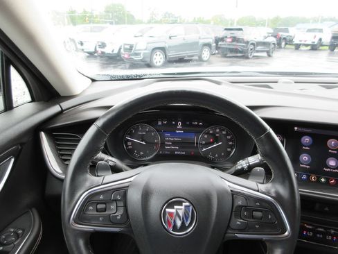 Certified 2022 Buick Envision Essence w/ Sport Touring Package AWD/4WD image 29