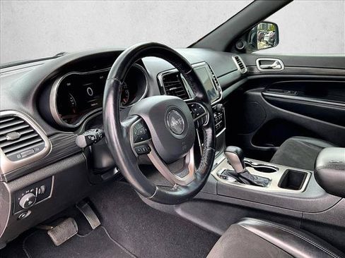 Used 2021 Jeep Grand Cherokee Laredo X AWD/4WD image 13