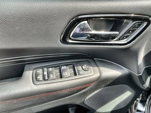 Used 2024 Dodge Durango GT AWD/4WD image 16