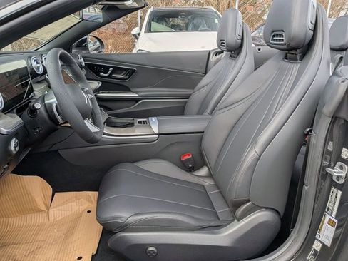 New 2026 Mercedes-Benz CLE 450 4MATIC Cabriolet image 4