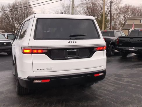 New 2026 Jeep Grand Wagoneer 4WD image 6