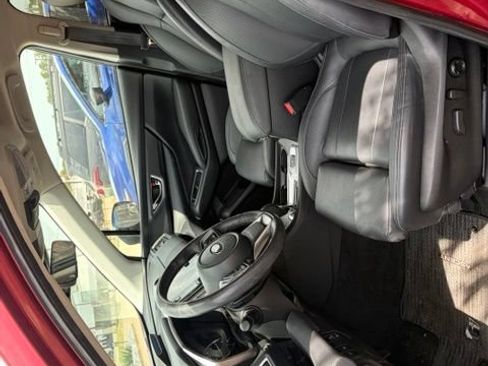 Used 2023 Subaru Ascent Limited w/ Technology Package AWD/4WD image 9
