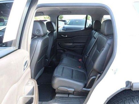 Used 2023 GMC Acadia SLT AWD/4WD image 23