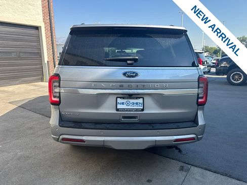 Used 2024 Ford Expedition Platinum AWD/4WD image 6