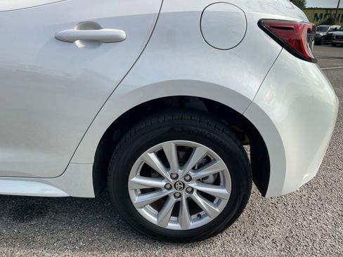 Used 2023 Toyota Corolla SE image 9