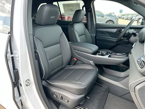 New 2026 Buick Enclave Sport Touring w/ Super Cruise Package FWD image 25