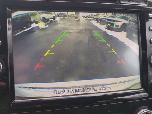 Used 2017 Nissan Murano SV AWD/4WD image 15