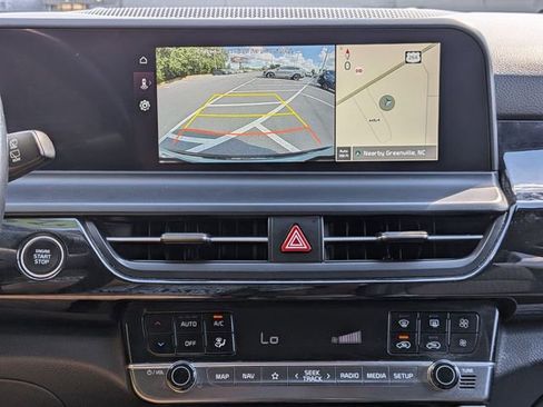 Used 2024 Kia Seltos S FWD image 17