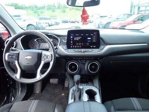 Used 2023 Chevrolet Blazer LT w/ Convenience Package AWD/4WD image 10