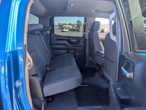 Used 2022 Chevrolet Silverado 1500 Custom image 16
