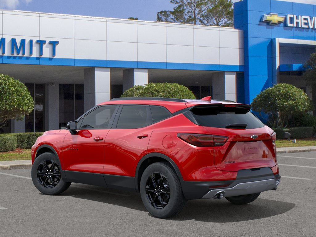 New 2026 Chevrolet Blazer LT w/ Midnight/Sport Edition FWD image 3