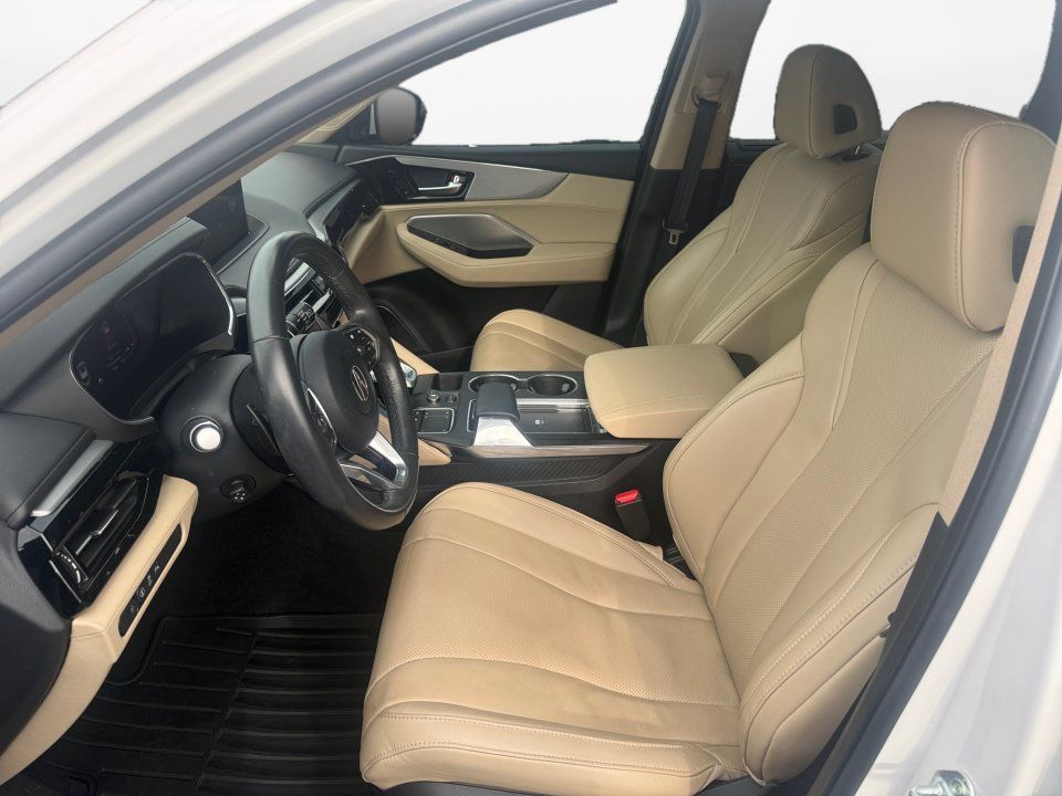 Used 2024 Acura MDX w/ Technology Package FWD image 9