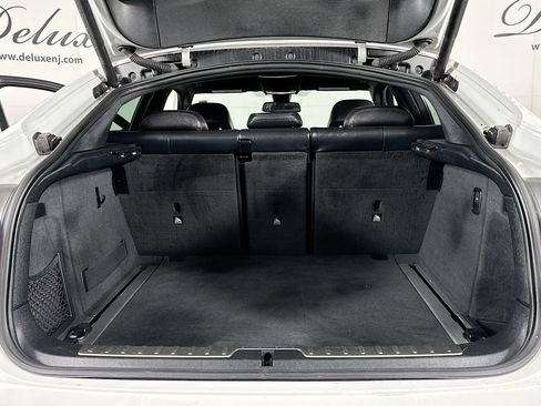 Used 2019 BMW X6 xDrive50i w/ M Sport Package image 25