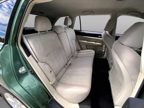 Used 2014 Subaru Outback 2.5i Premium w/ Popular Package #1B AWD/4WD image 19