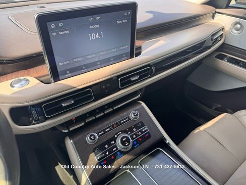Used 2020 Lincoln Aviator Reserve w/ Equipment Group 202A AWD/4WD image 29