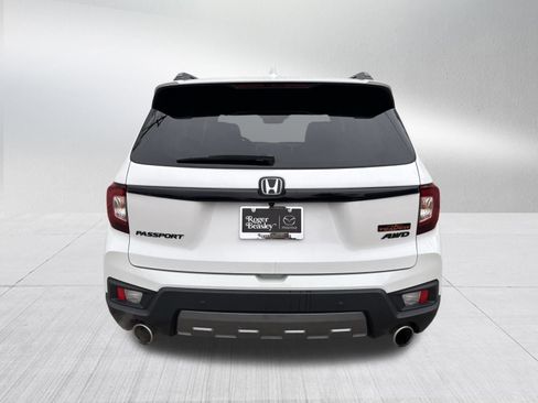 Used 2024 Honda Passport TrailSport image 7