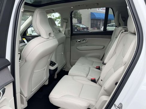 New 2026 Volvo XC90 B6 Ultra w/ Protection Package Premier AWD/4WD image 14