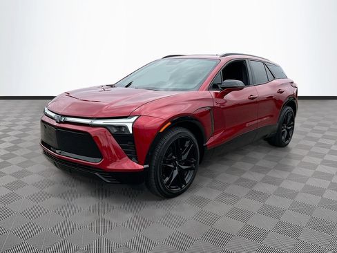 Used 2025 Chevrolet Blazer EV RS w/ Super Cruise Package AWD/4WD image 3