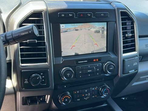 Certified 2018 Ford F250 XLT w/ XLT Premium Package AWD/4WD image 18