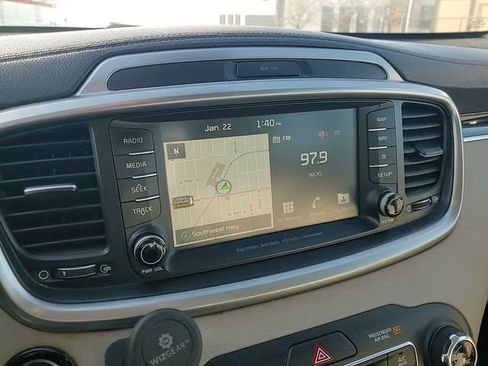 Used 2019 Kia Sorento EX w/ EX Touring Package image 19