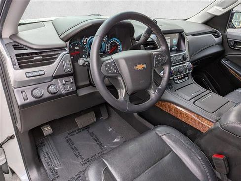 Used 2019 Chevrolet Tahoe Premier w/ Max Trailering Package image 10