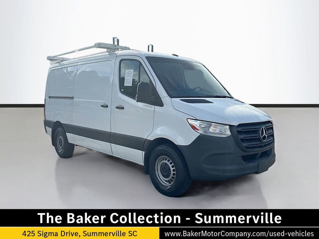 Used 2021 Mercedes-Benz Sprinter 1500 image 1