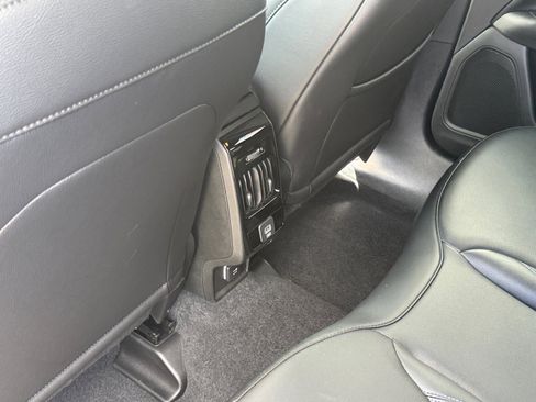 New 2026 Jeep Compass Latitude AWD/4WD image 32