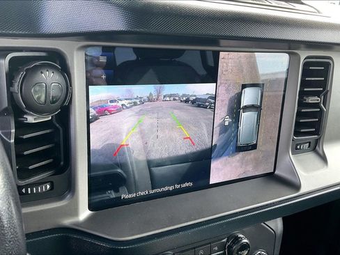 Used 2023 Ford Bronco Outer Banks AWD/4WD image 14