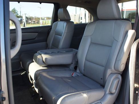 Used 2015 Honda Odyssey EX-L image 10