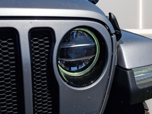 Used 2021 Jeep Wrangler Unlimited Sahara AWD/4WD image 68